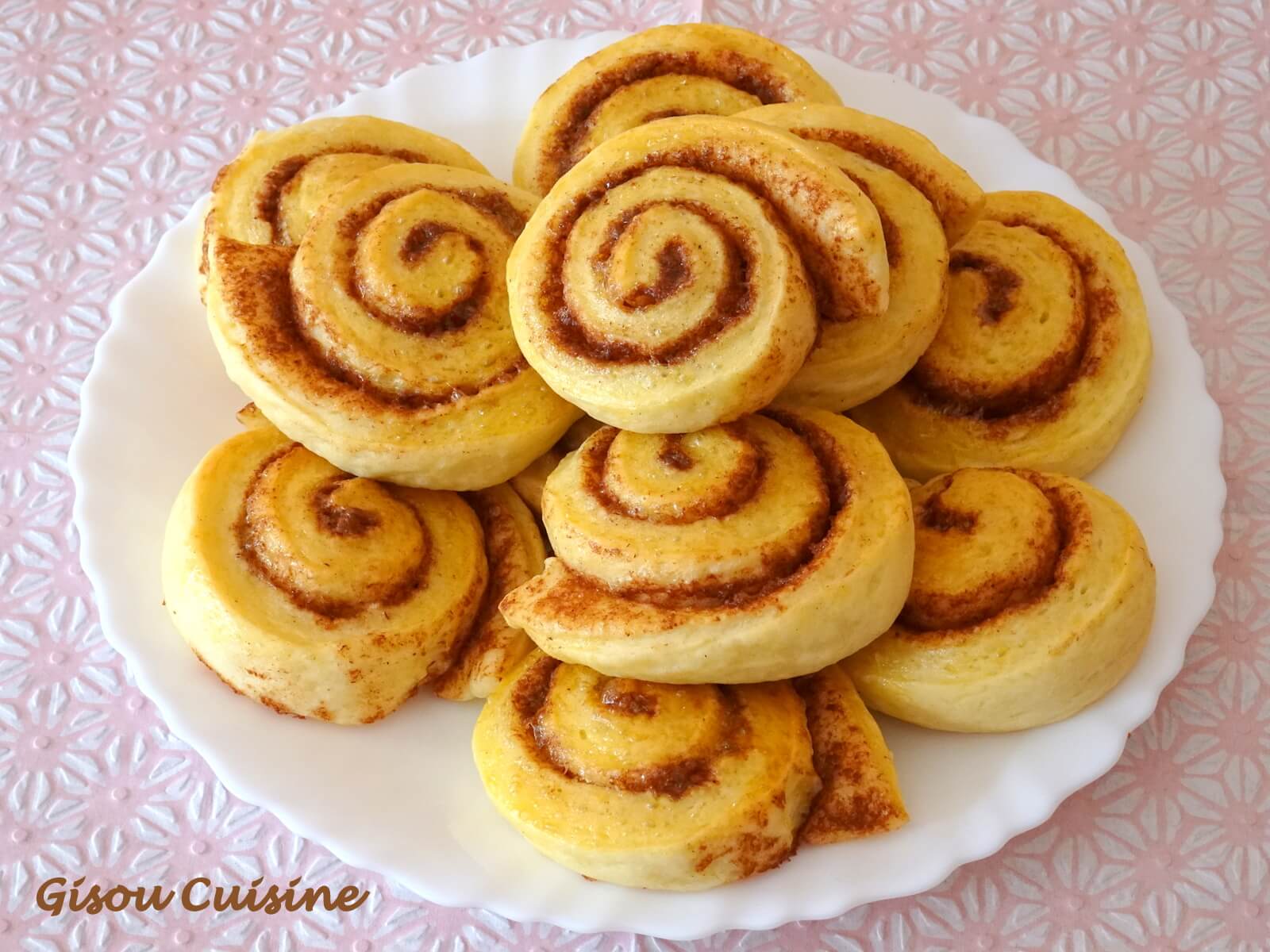 brioches roulées à la cannelle